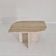 Table basse ou d'appoint en travertin en forme de larme, Italie, années 1980