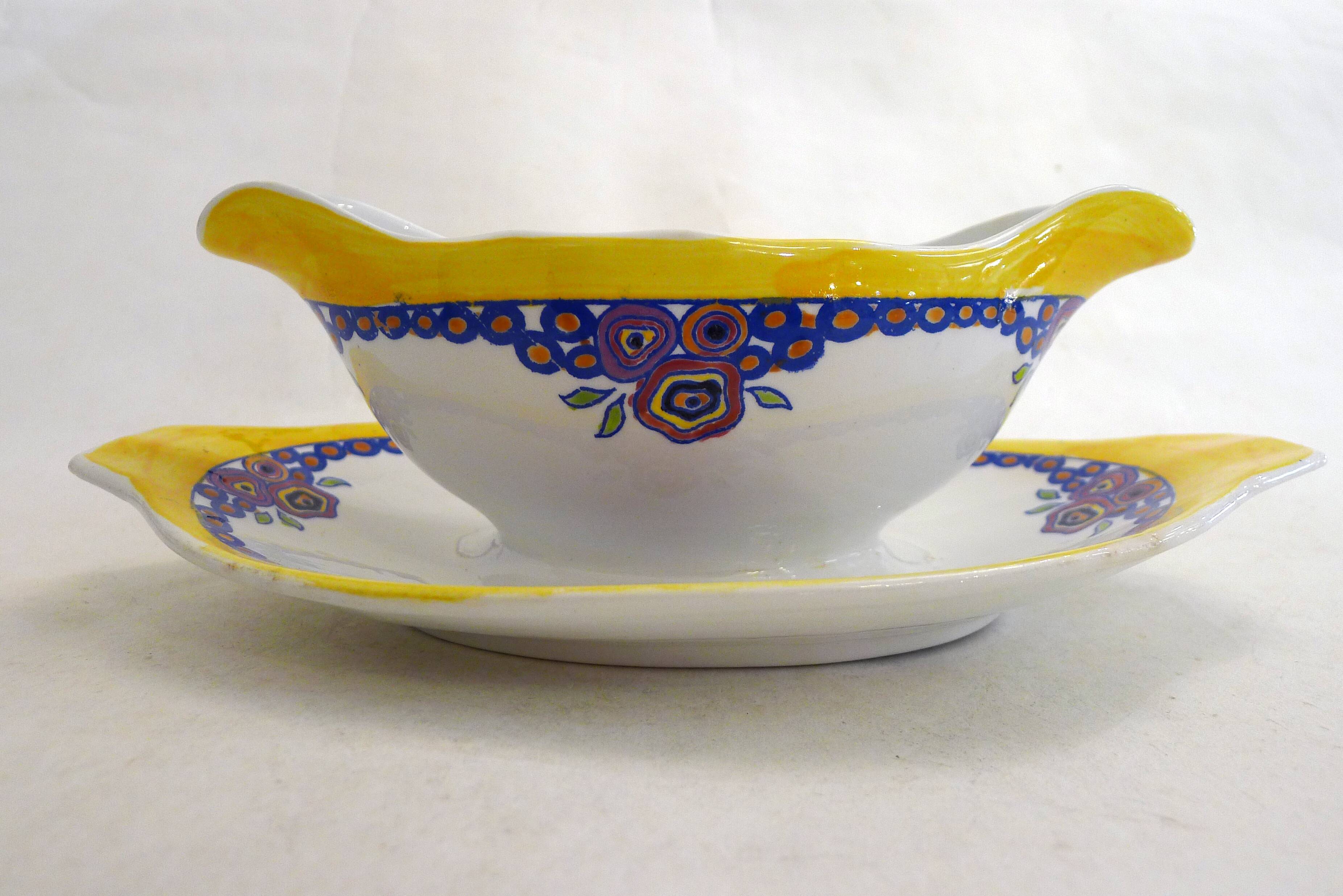 Saucière Art Déco, décor stylisé coloré, faïence Boch la Louvière