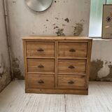 Convenient pine workshop furniture