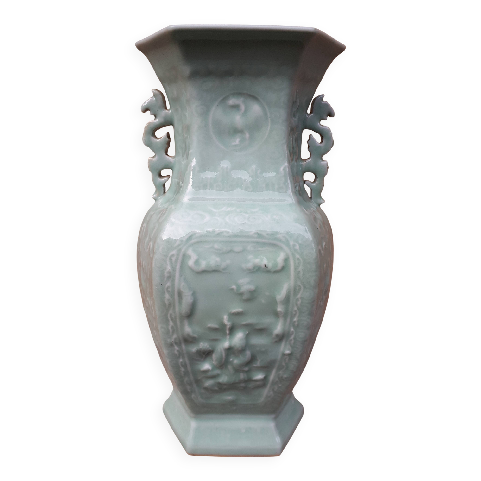 Chinese celadon vase (green porcelain), China, Daoguang period