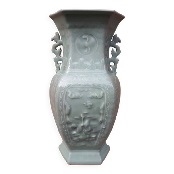 Chinese celadon vase (green porcelain), China, Daoguang period
