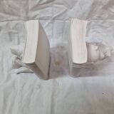 Dog bookends