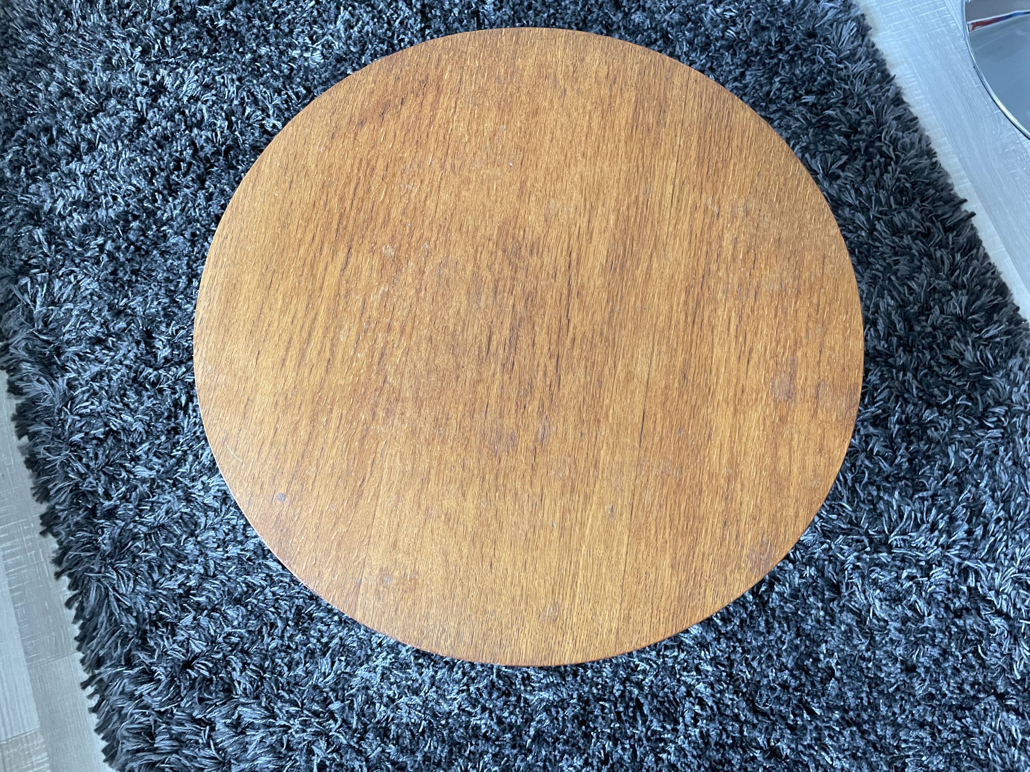Tripod coffee table 50s