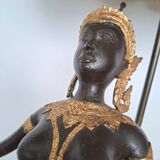 Statue bronze de danseuse thaïlandaise montée en lampe, luminaire ancien