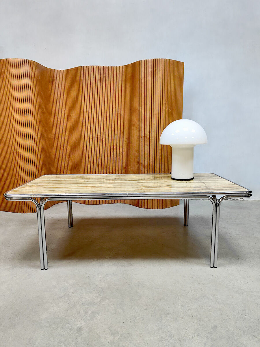 Table basse en marbre vintage 'style Bauhaus'