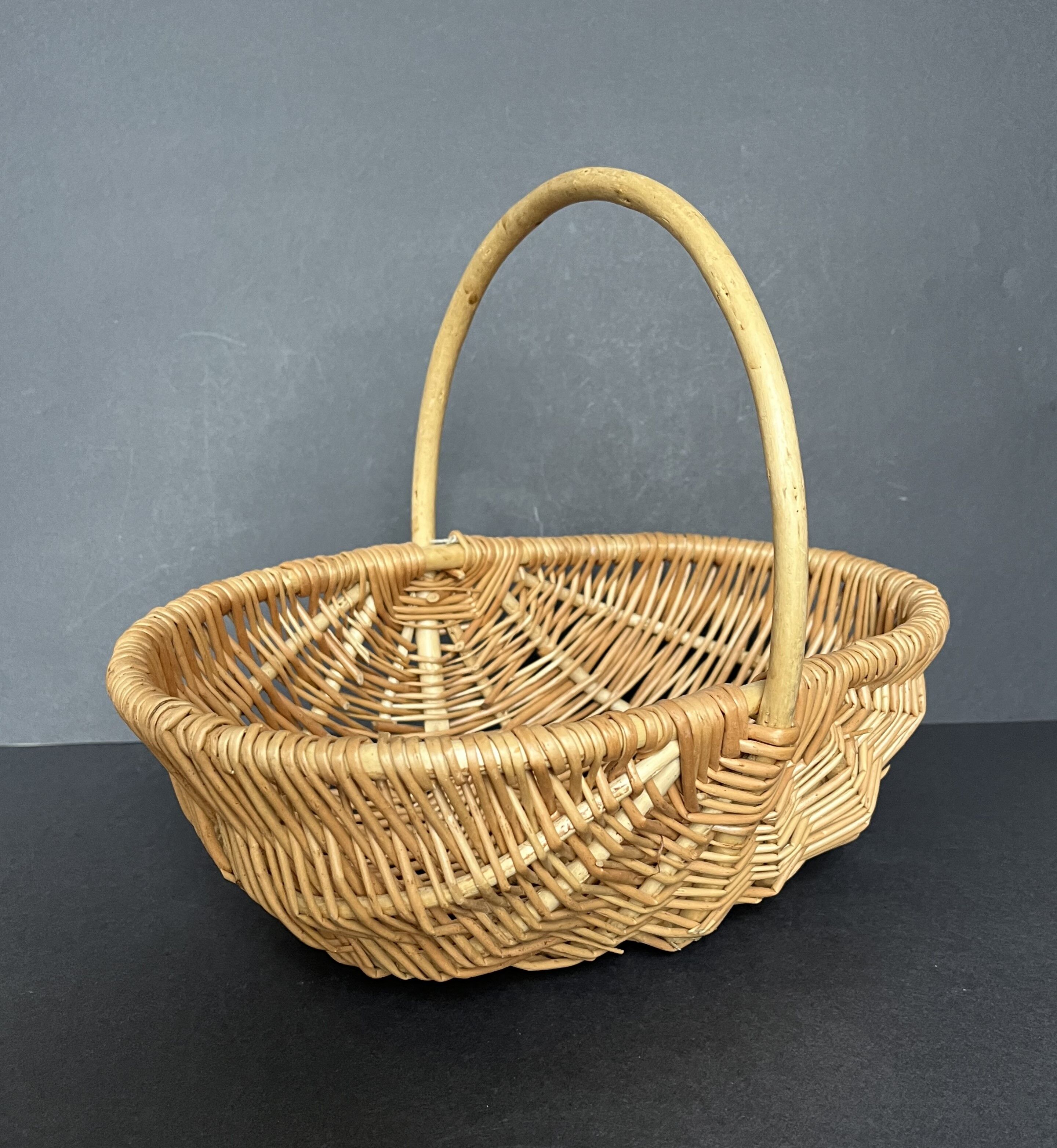 Wicker basket