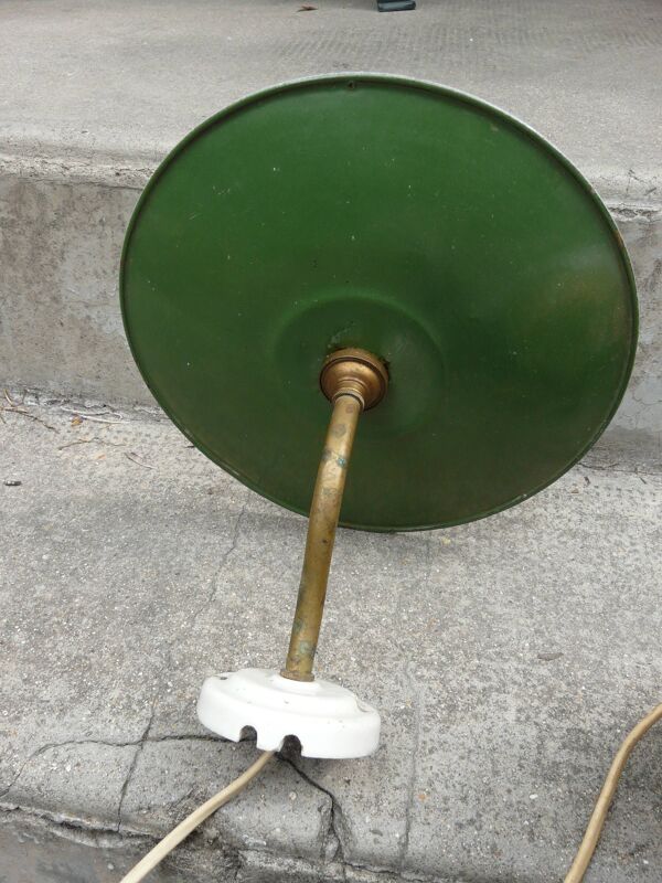 Applique murale col de cygne en tôle émaillée vintage