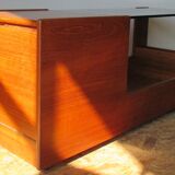 Coffee table on wheels 70