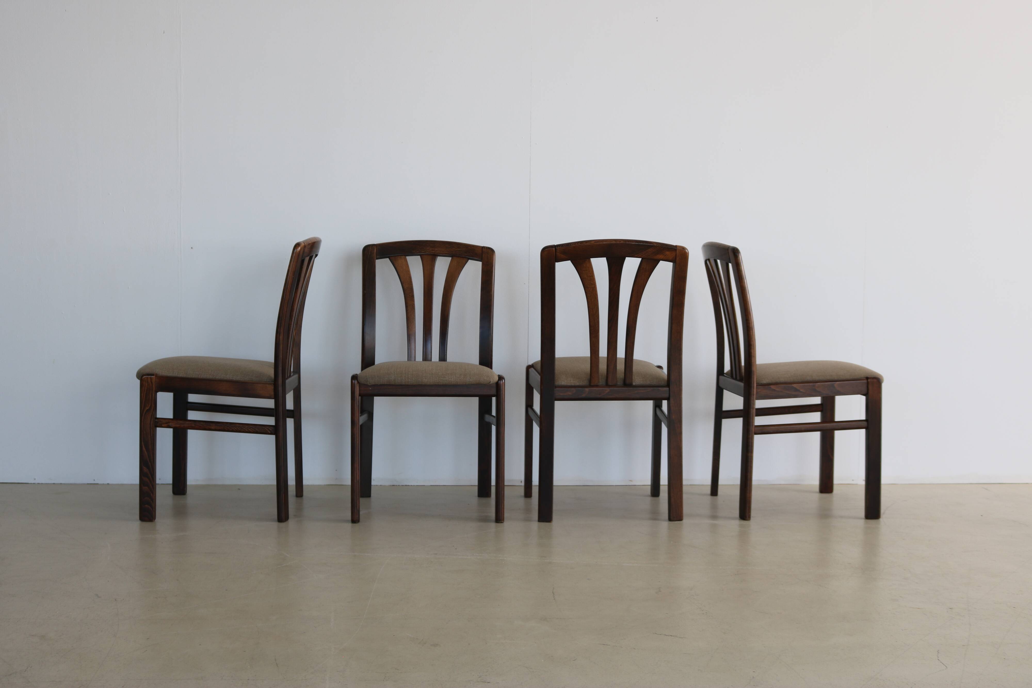 Ensemble vintage de 4 chaises de salle à manger