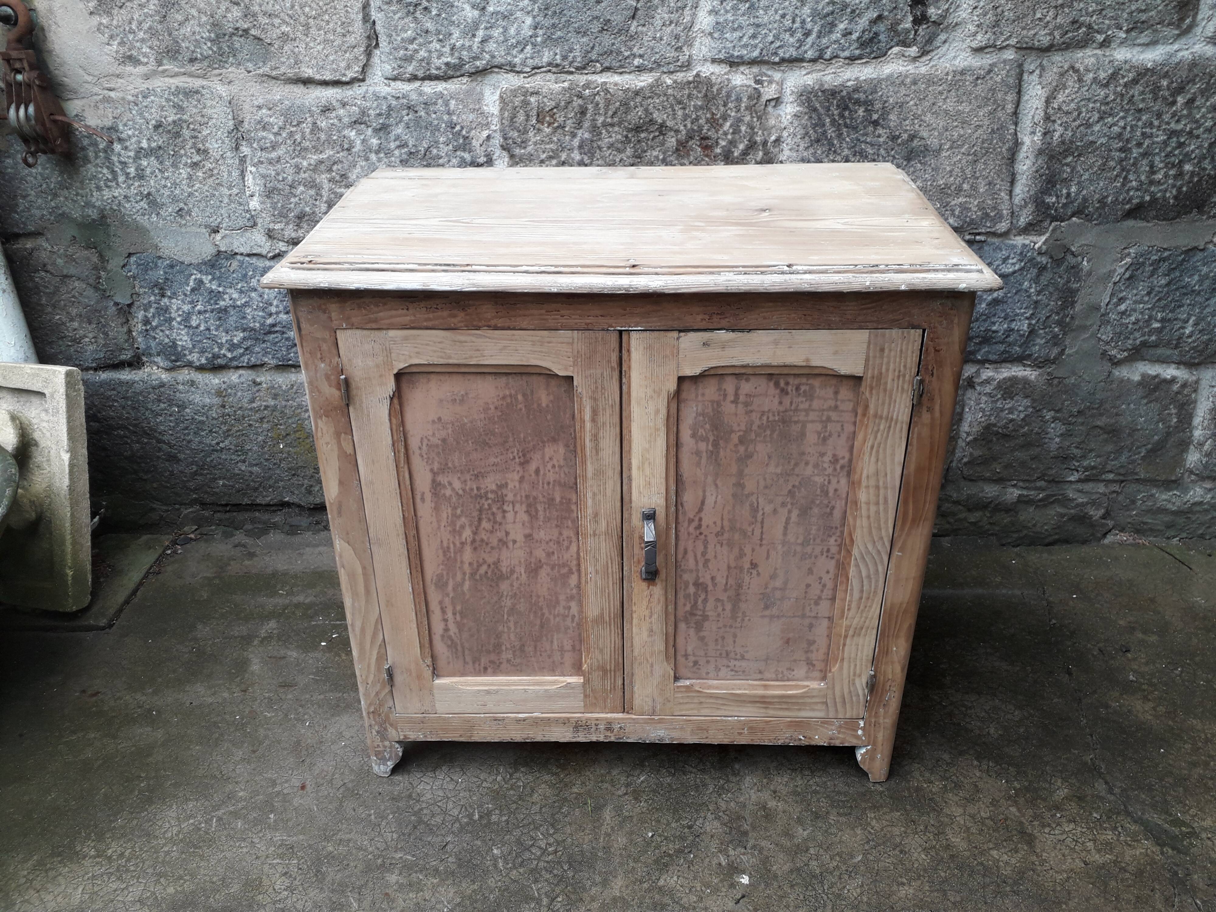 Parisian buffet patinated