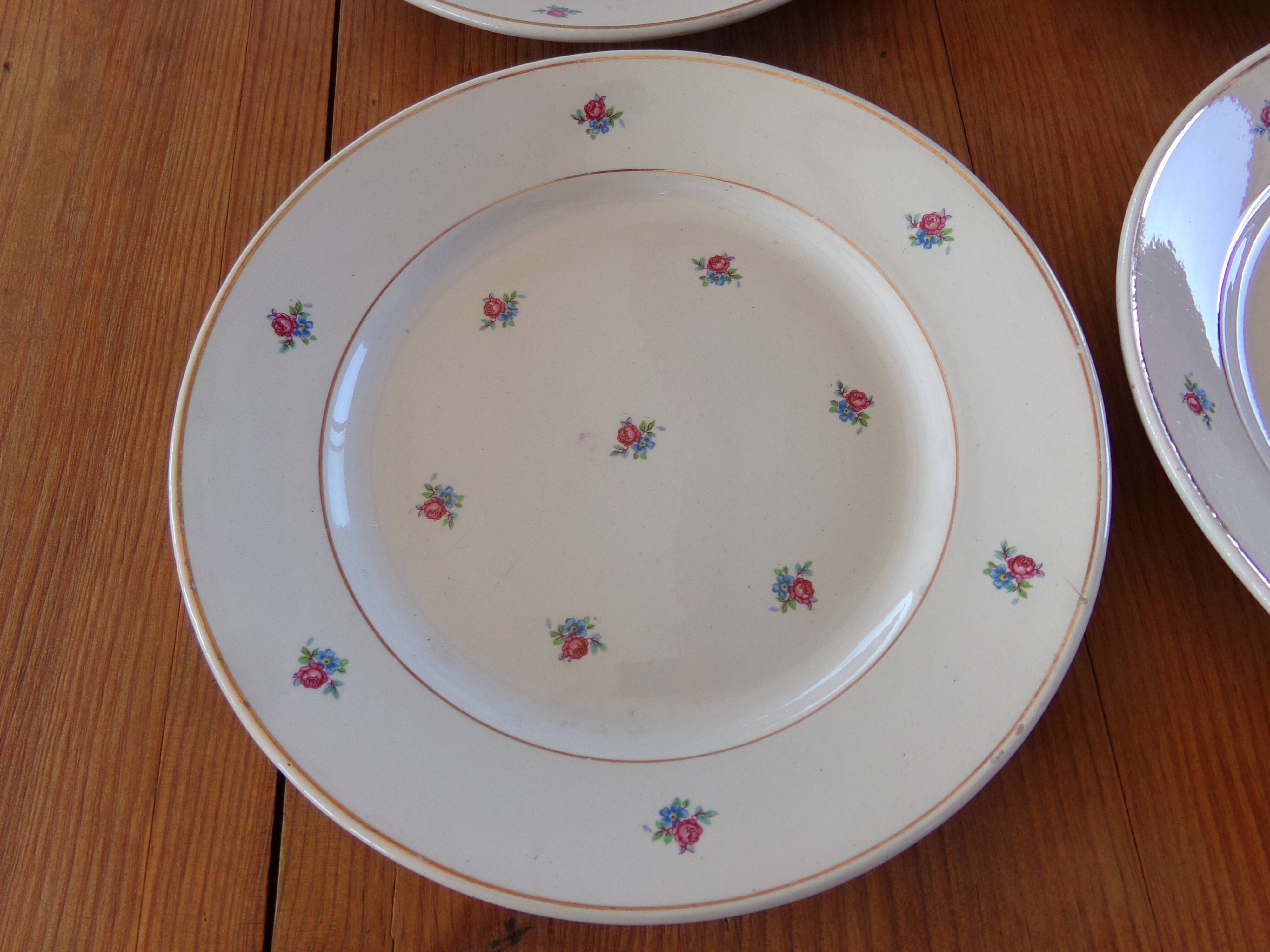 Set of 4 old flat plates Luneville