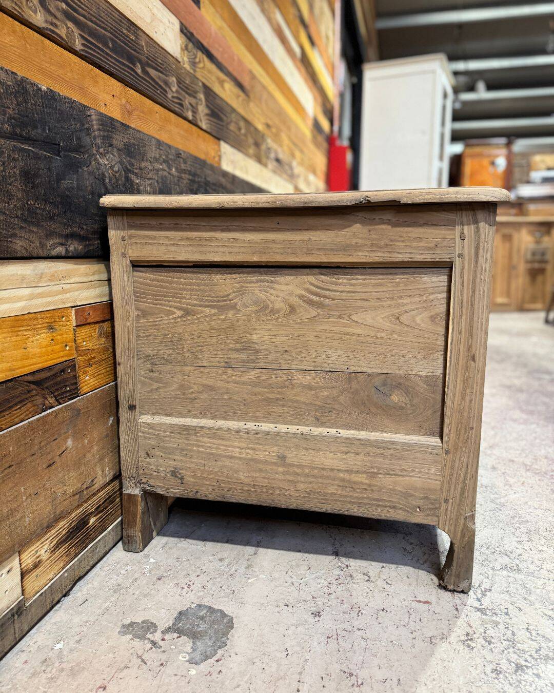 Antique chest made with several solid woods - 19th century