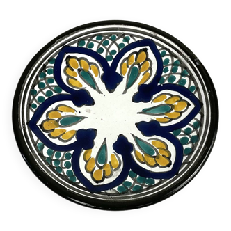 Small oriental style plate