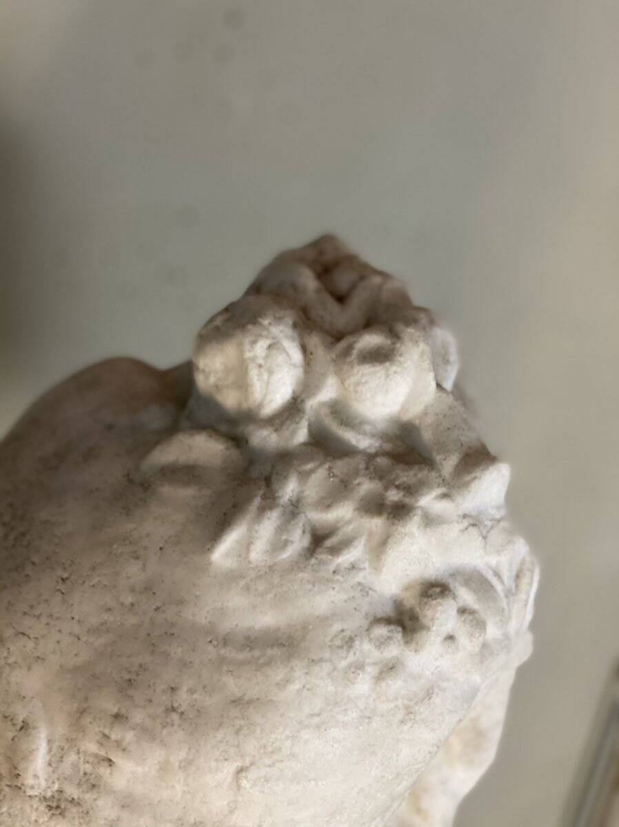 Marie-Antoinette, buste en marbre de Carrare