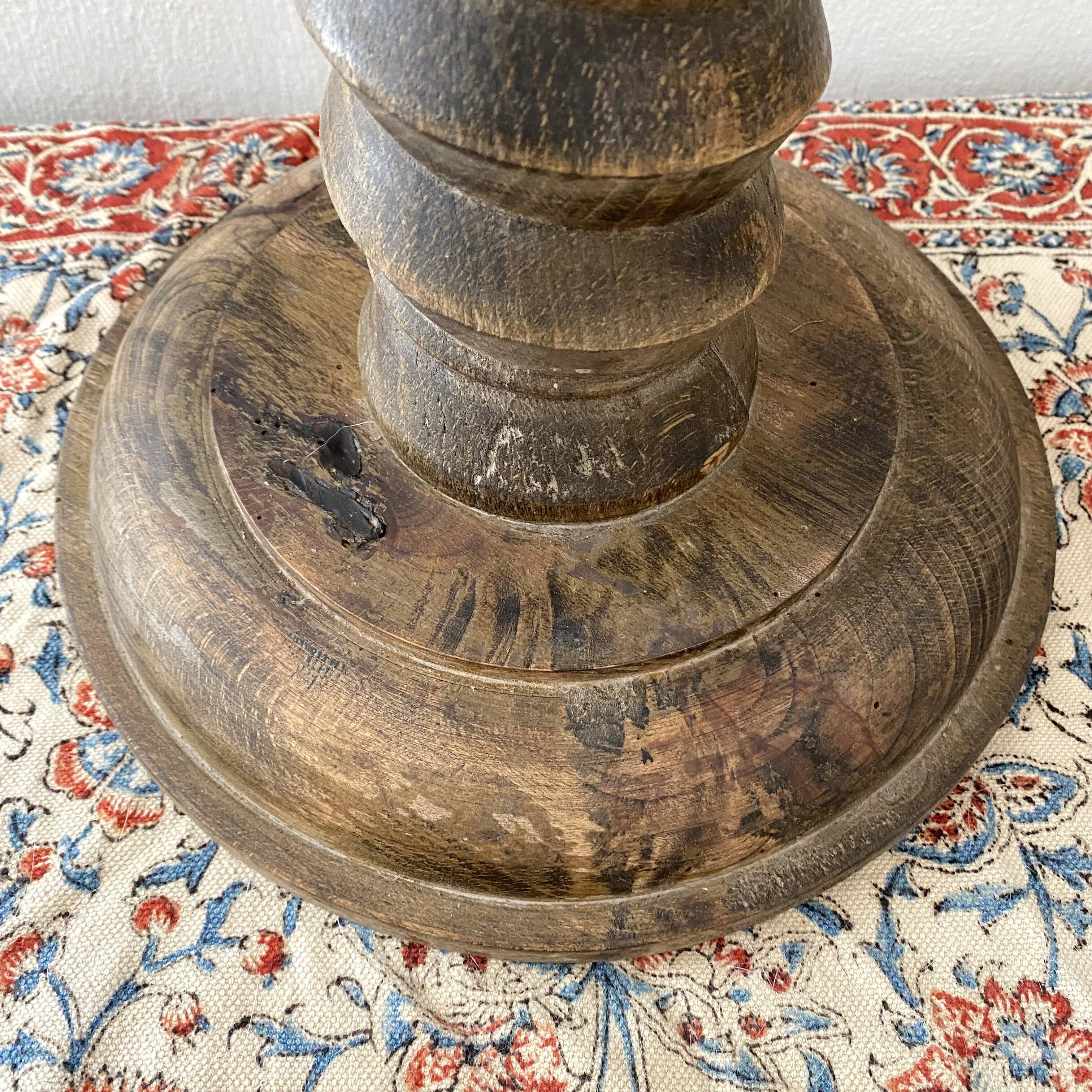 Antique pedestal table, column base, press screw, handcrafted piece.