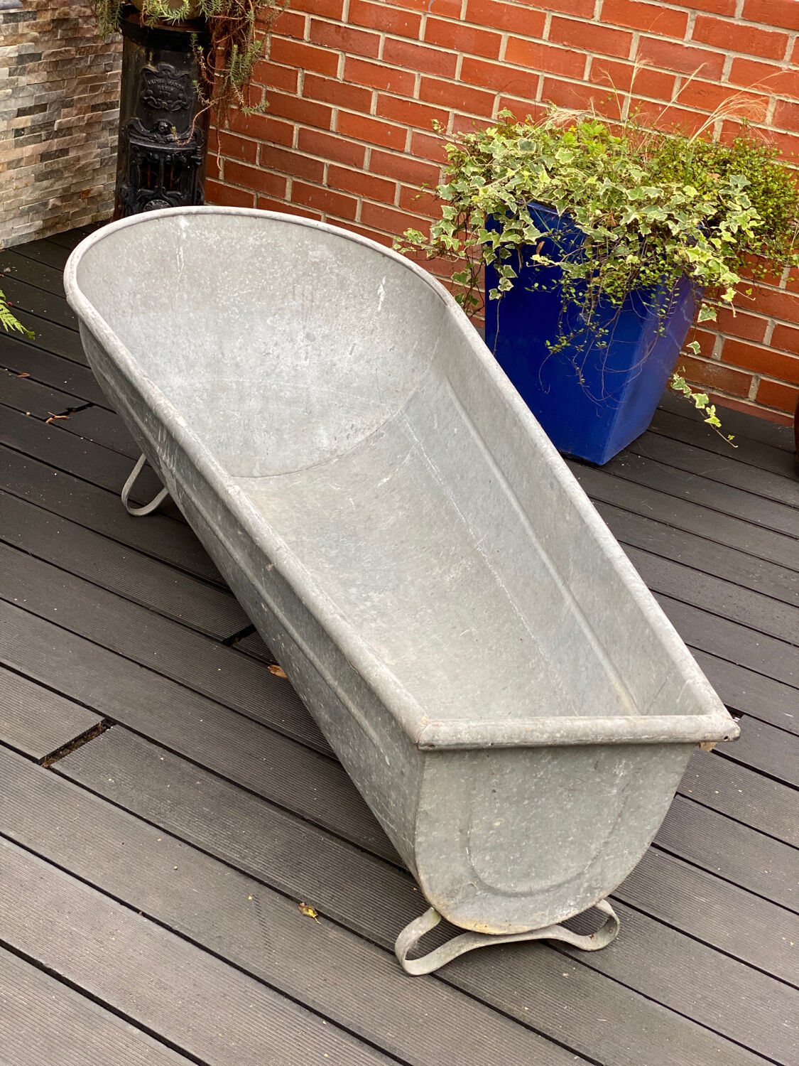 Vintage bathtub