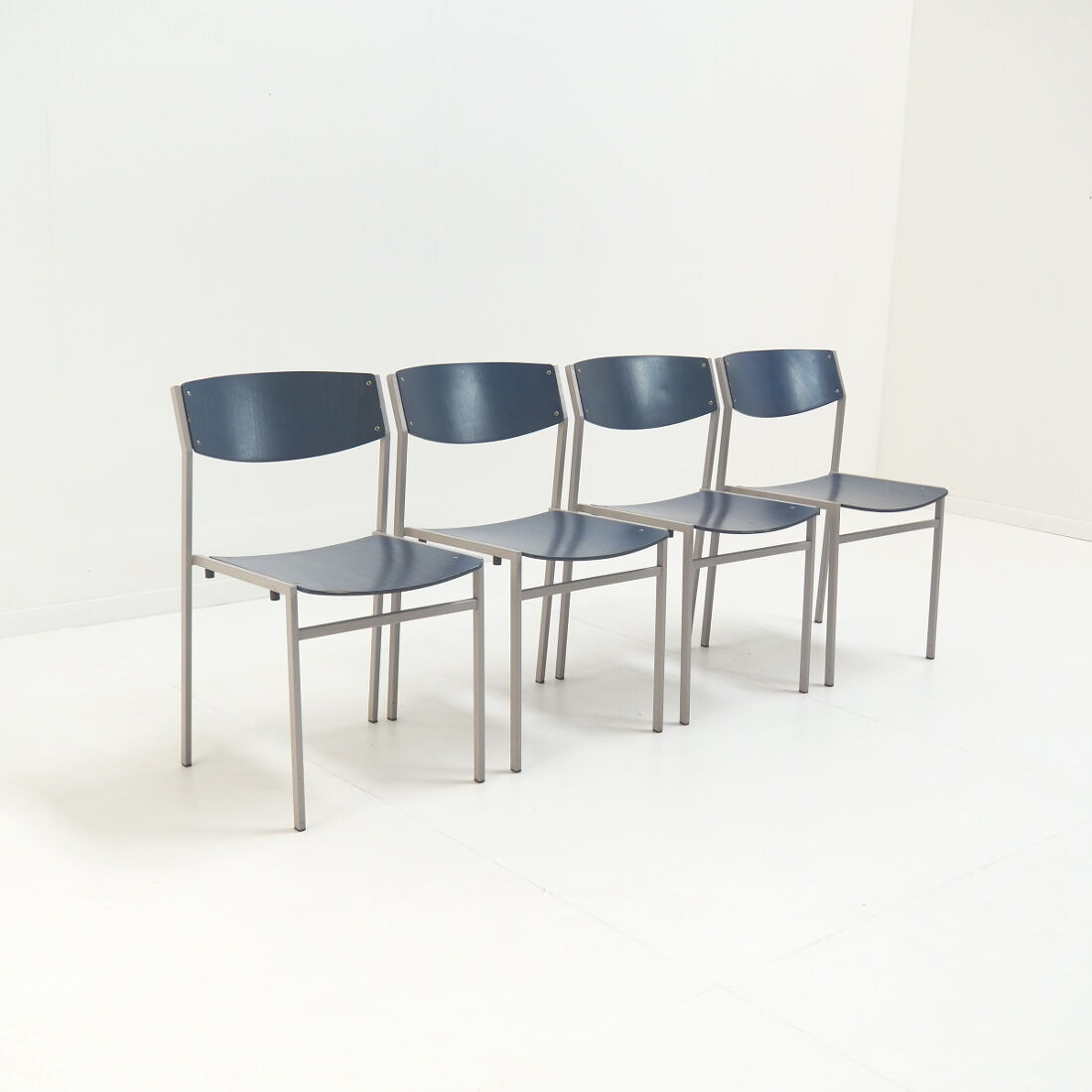 4 chairs by Dutch designer Gijs van der Sluis