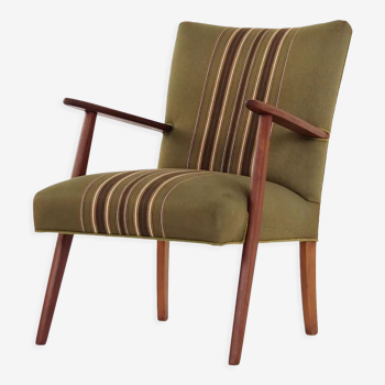 Armchair, teak construction, Scandinavian design of the 70s