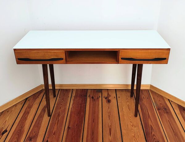 Bureau par M. Pozar pour Up Závody, ancienne Tchécoslovaquie, années 1960.