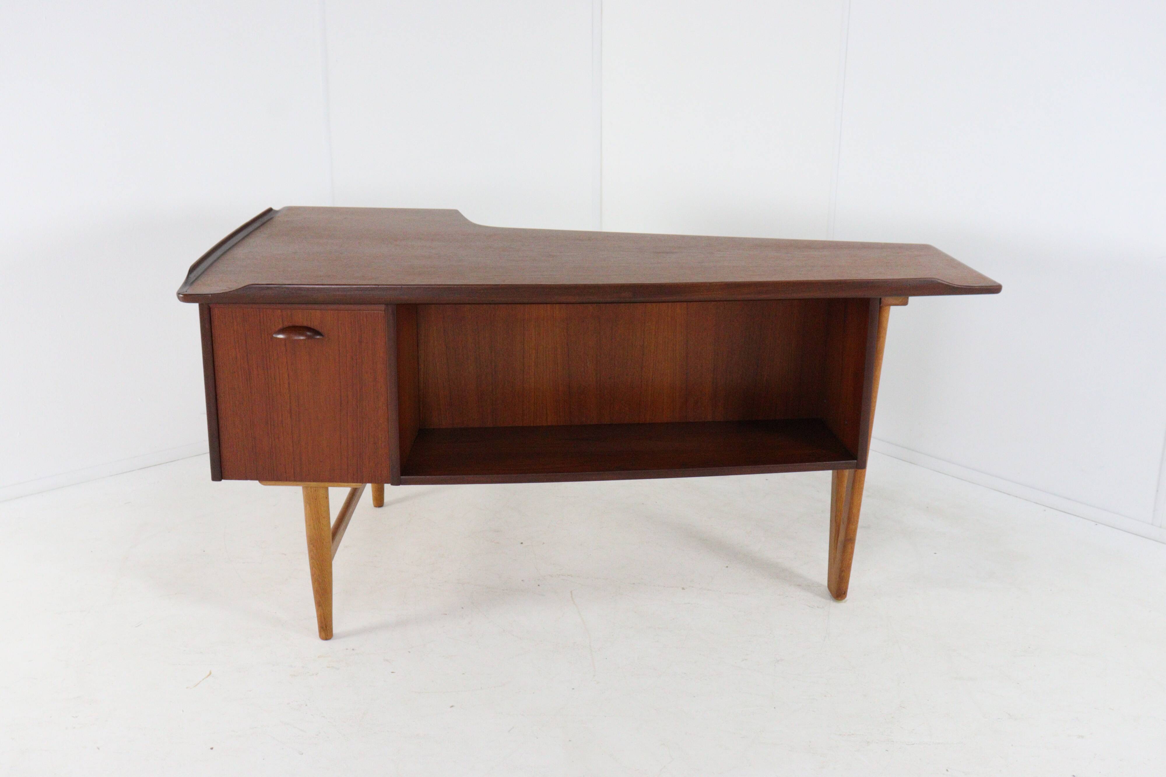 Danish boomerang desk by Peter Løvig Nielsen for Hedensted Møbelfabrik