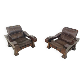 Pair of Ussaro model armchairs by Luciano Frigerio, 1960s