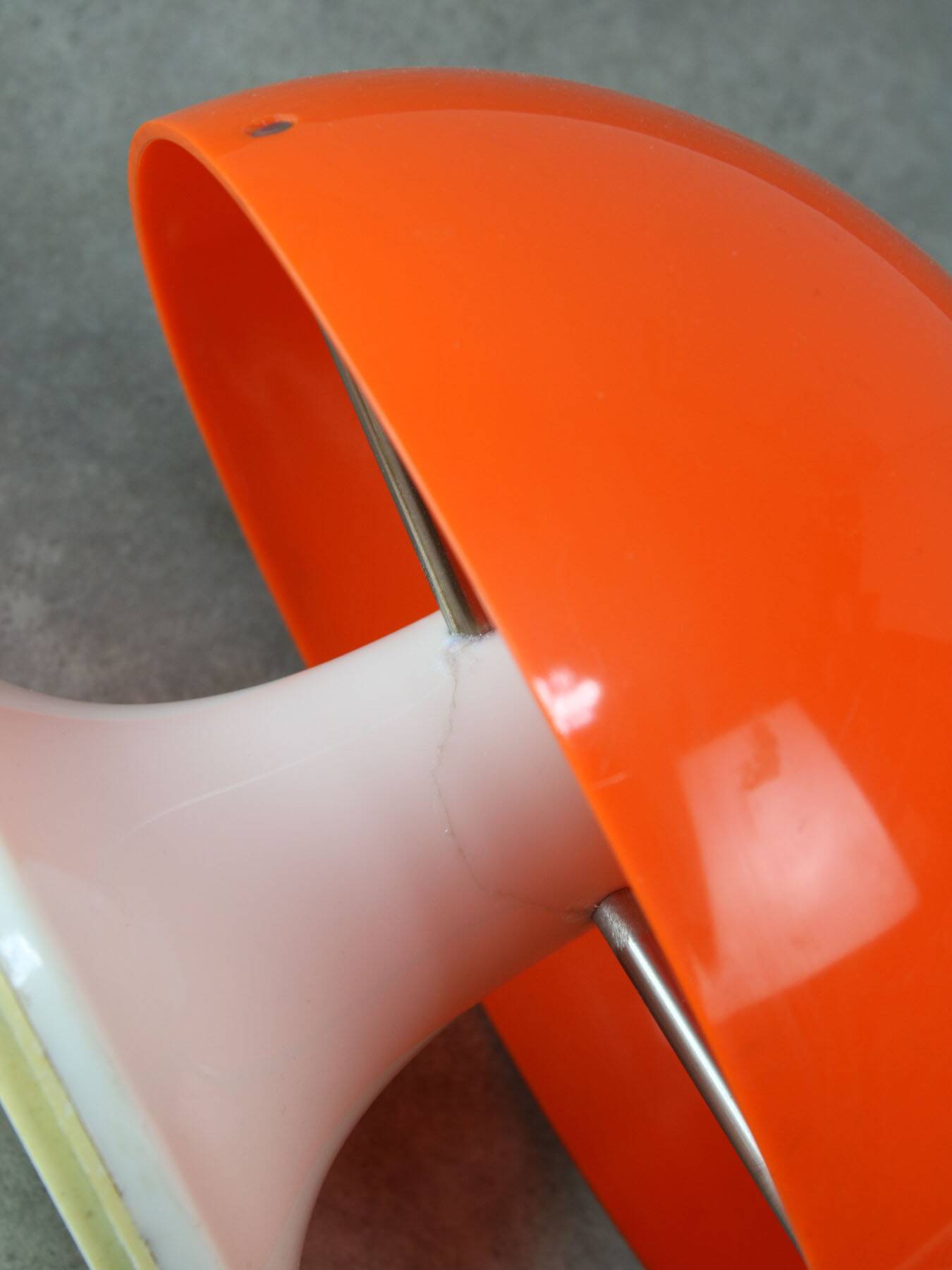 Space Age "Nule" Mushroom Table Lamp by Luigi Massoni for Guzzini, 1970s