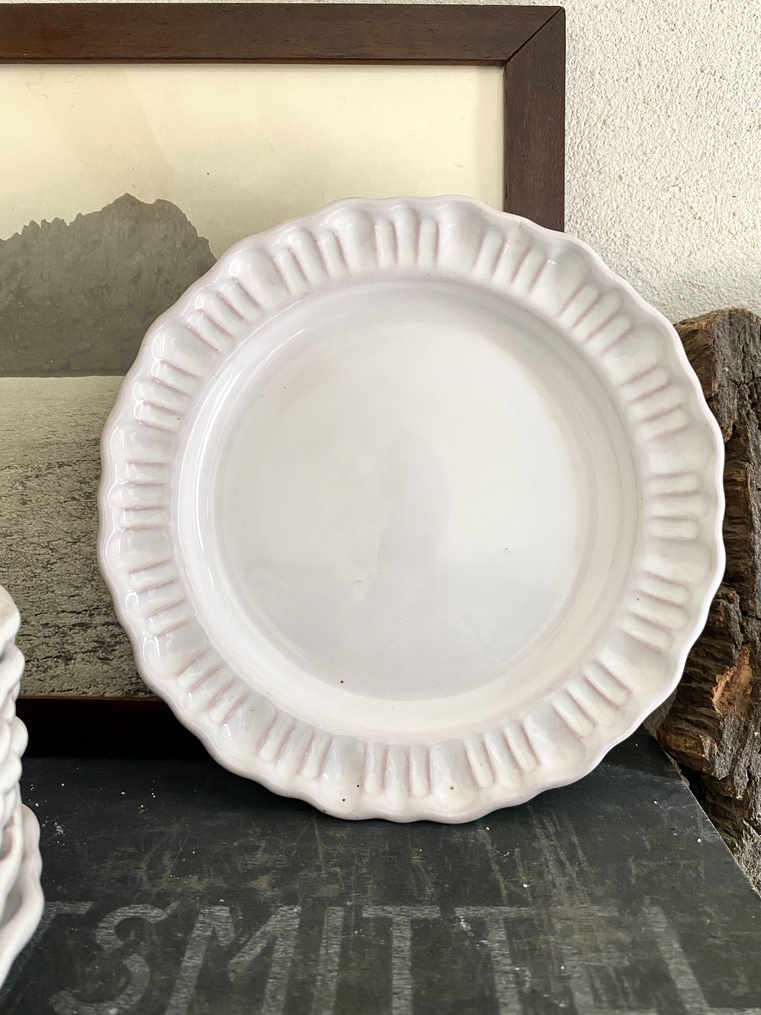 8 Provençal enamelled earthenware plates