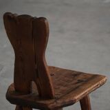 Mid-century Swedish ensemble, set of 4 "Sports Cabin" chairs handmade in pine, 1940s.