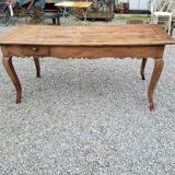 Table de ferme XVIIIème style Louis XV en merisier