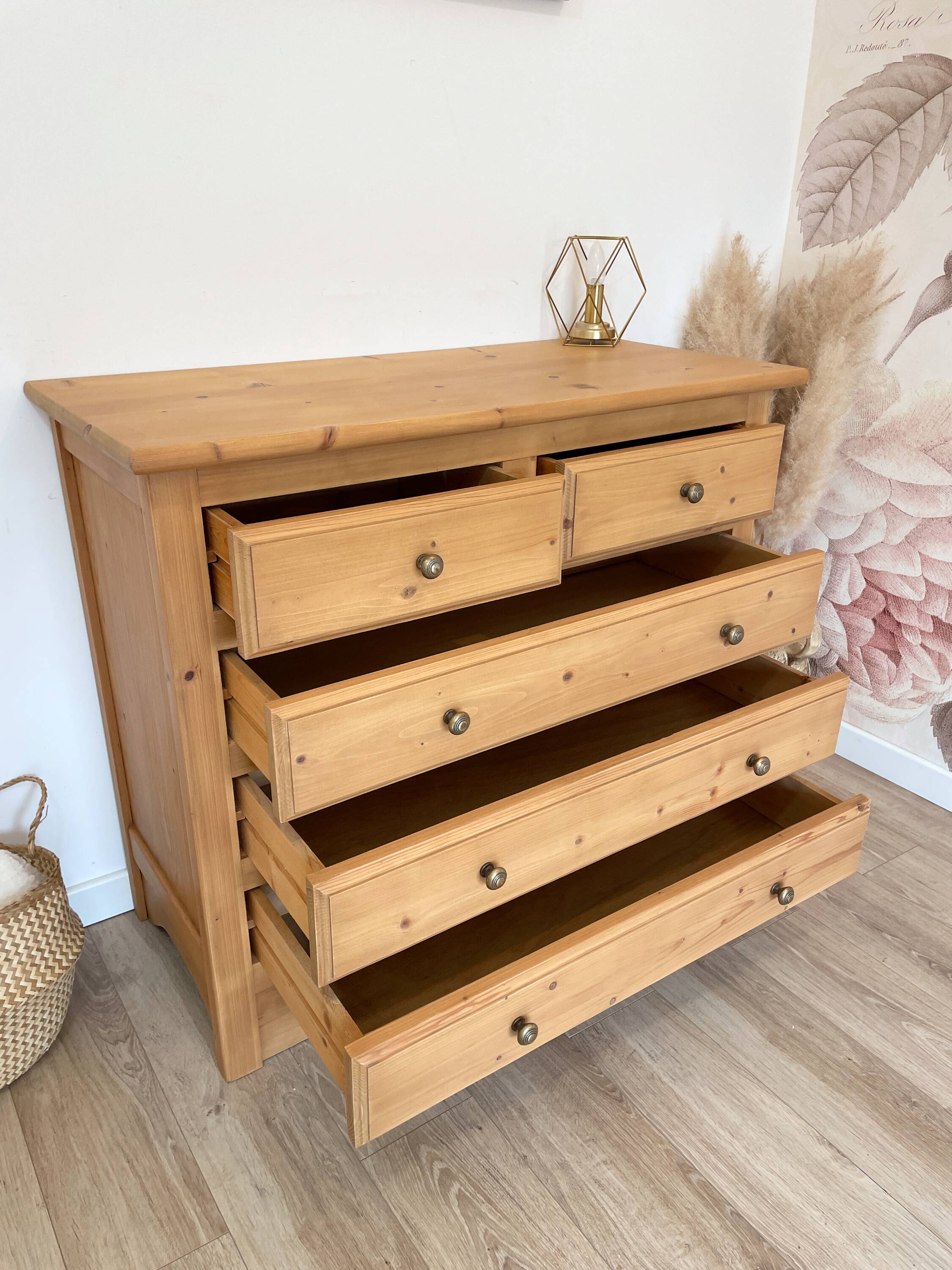 Commode en pin massif - esprit campagne chic