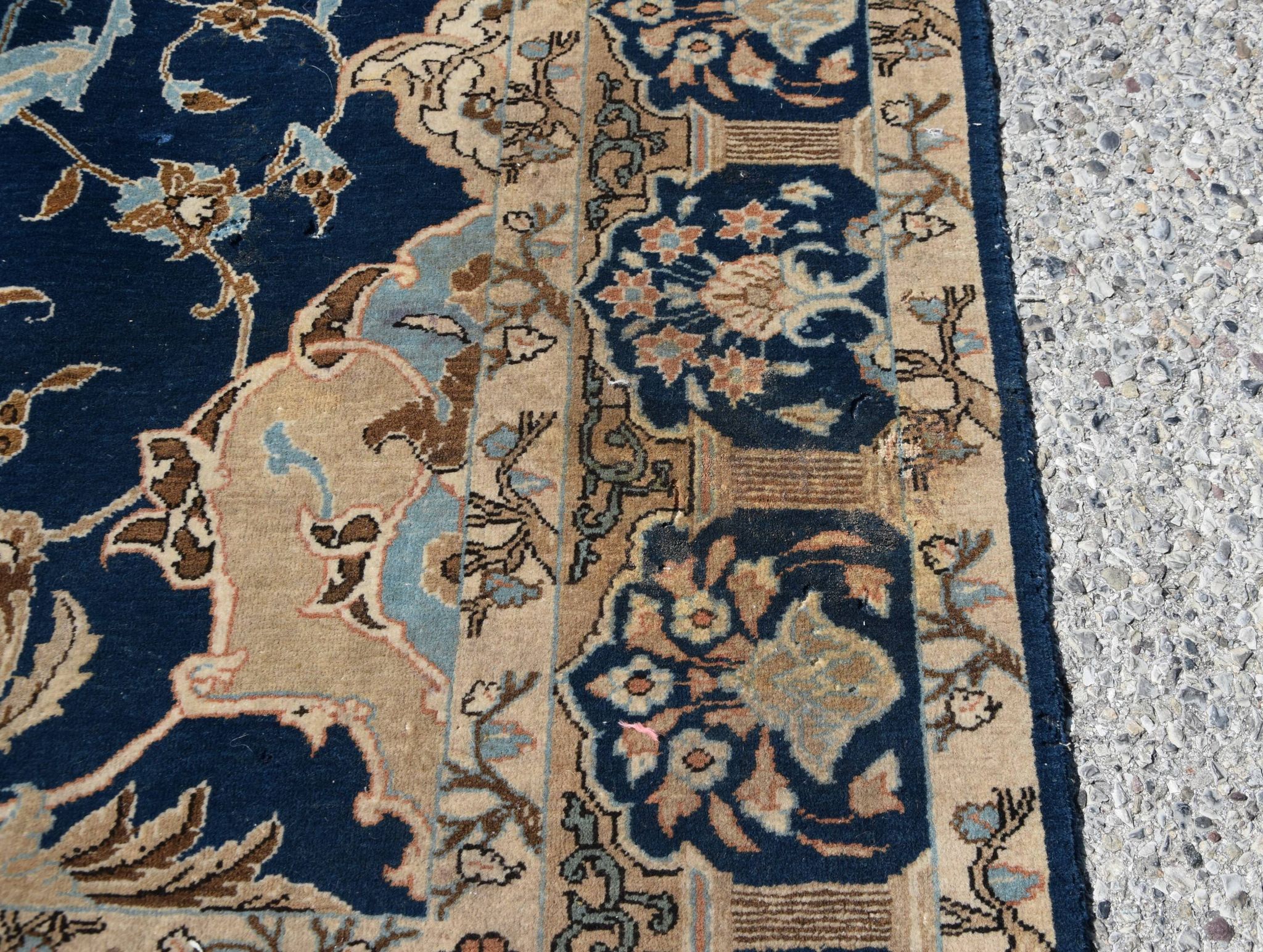 Iranian oriental carpet Kashan - handmade: 1.42 x 2.00 metres in Wool and Silk
