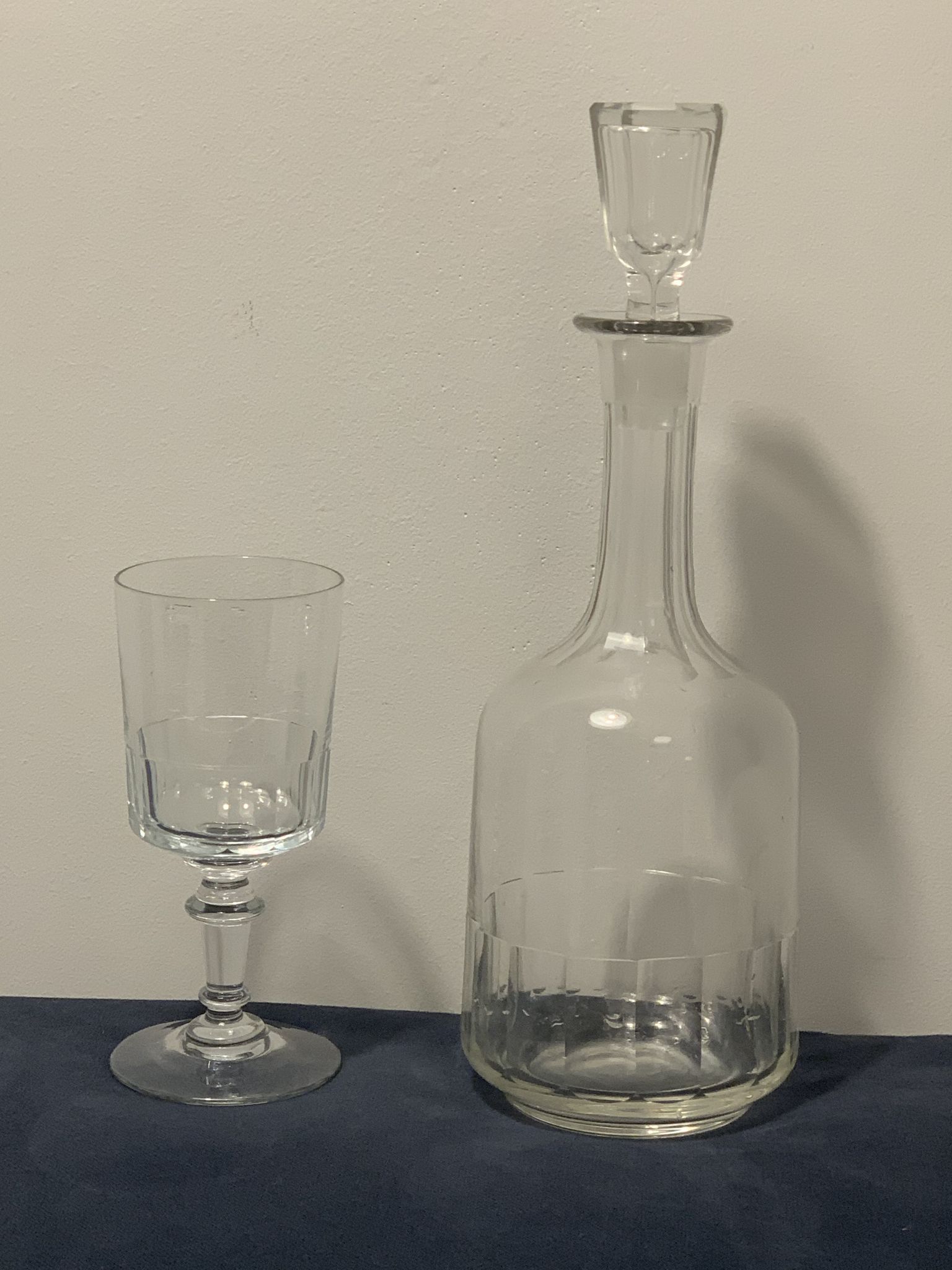Set of 4 glasses and 1 carafe model Mirabeau early twentieth century