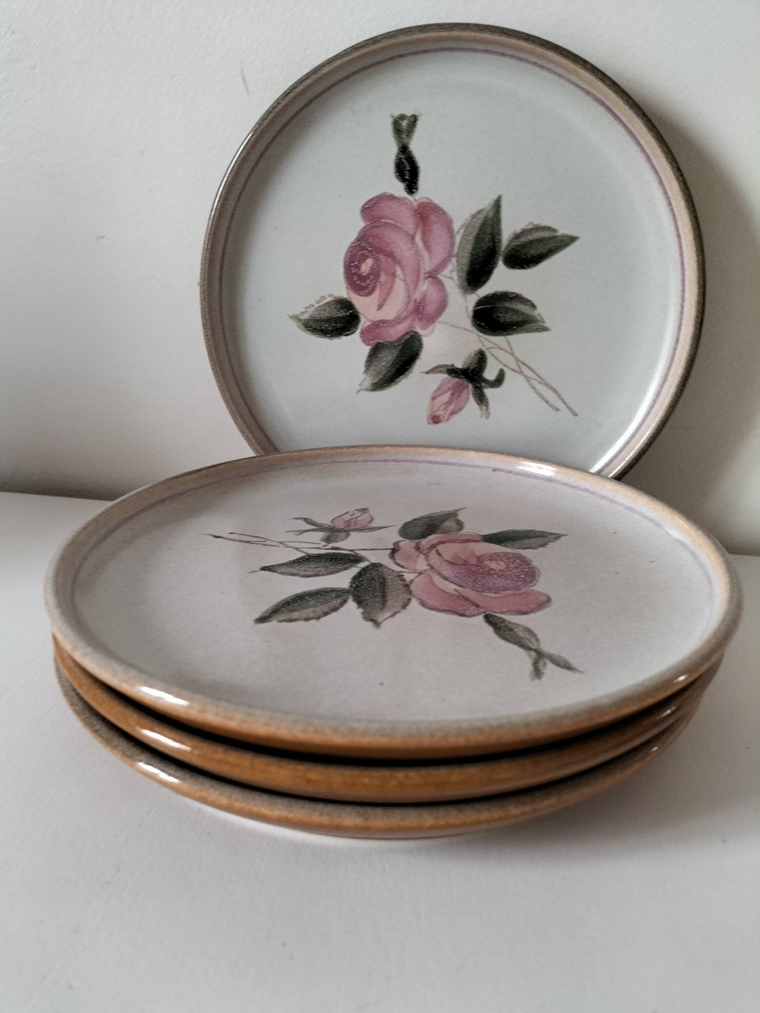 Ensemble 4 assiettes MBFA Pornic modèle Rosita
