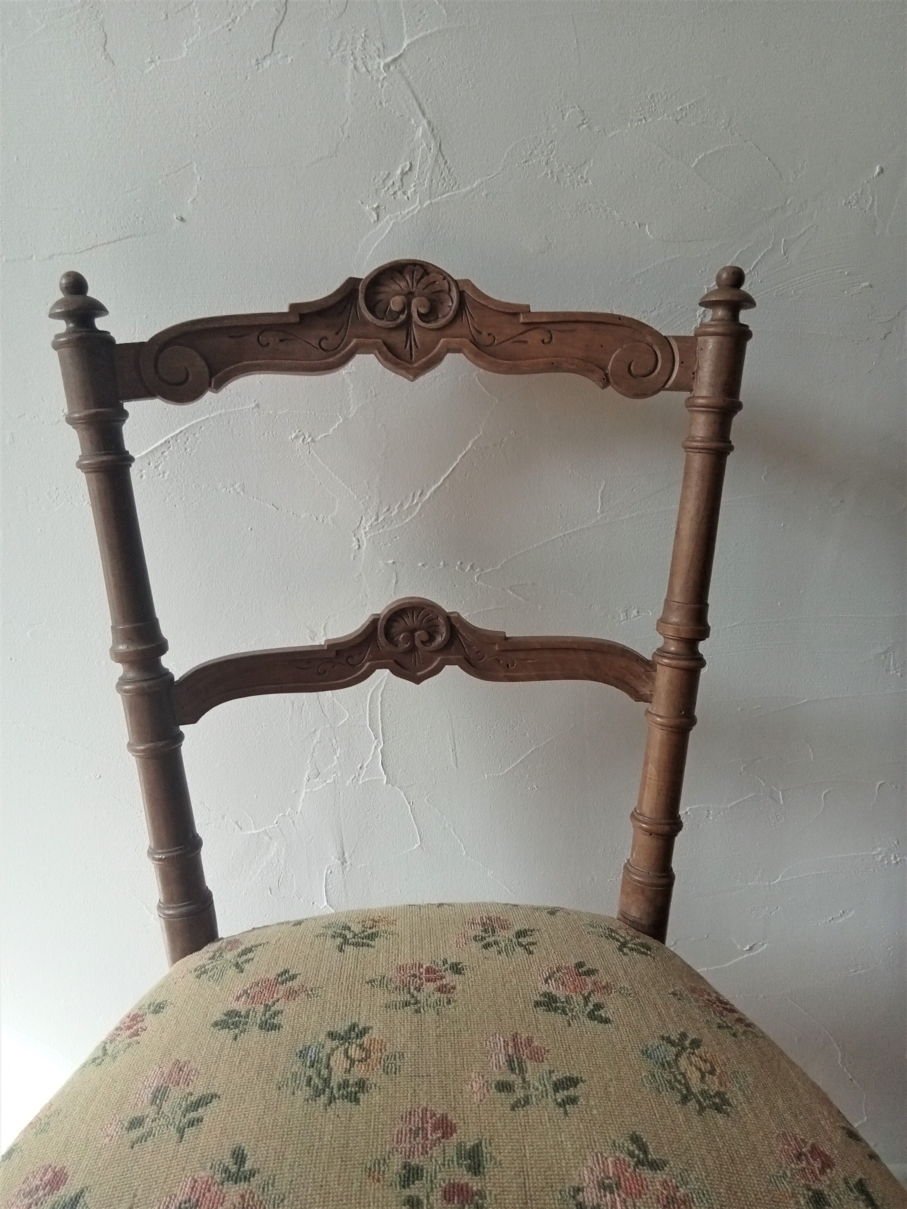 Paire de chaises de salon