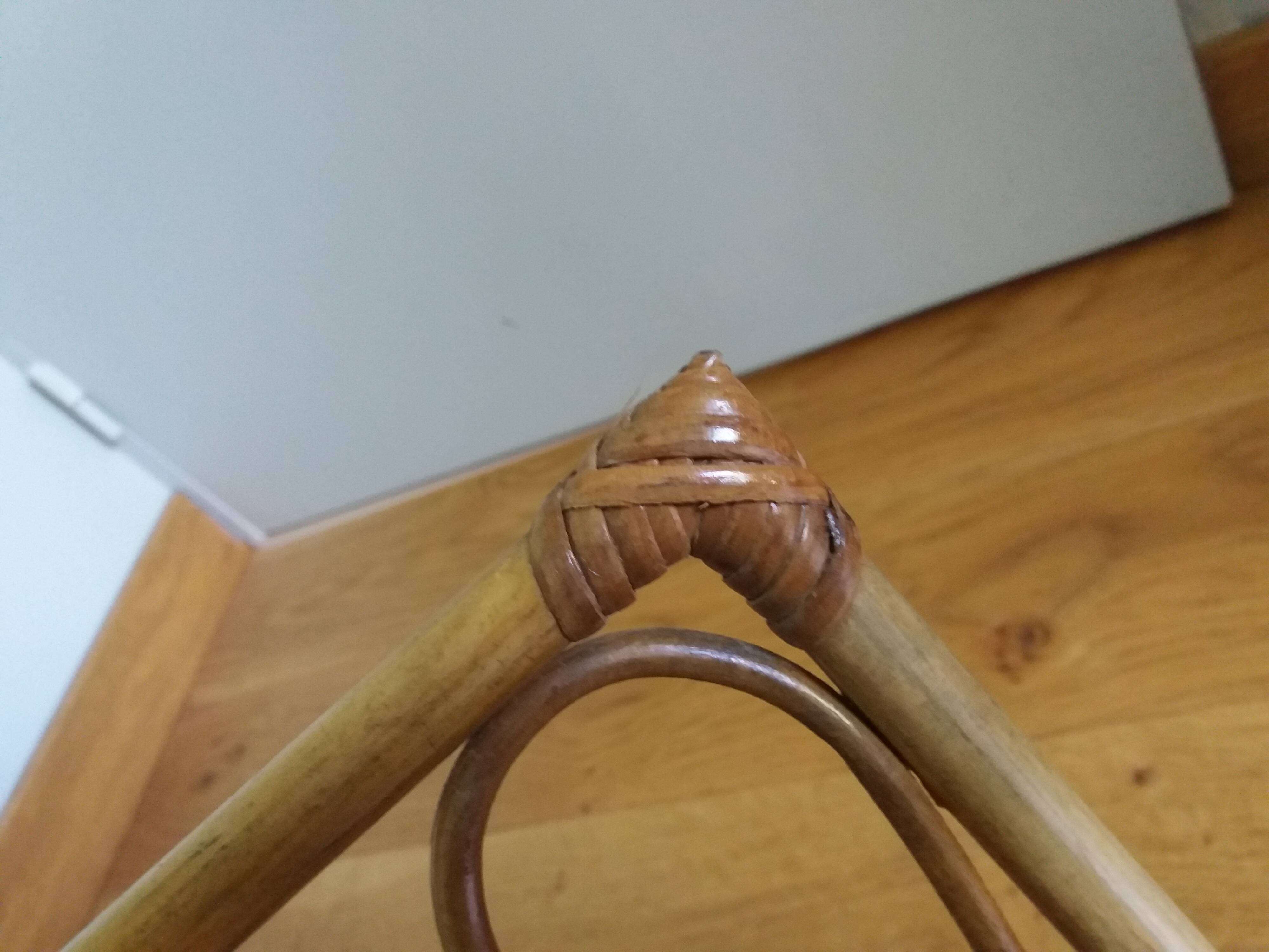 Wicker magazine rack