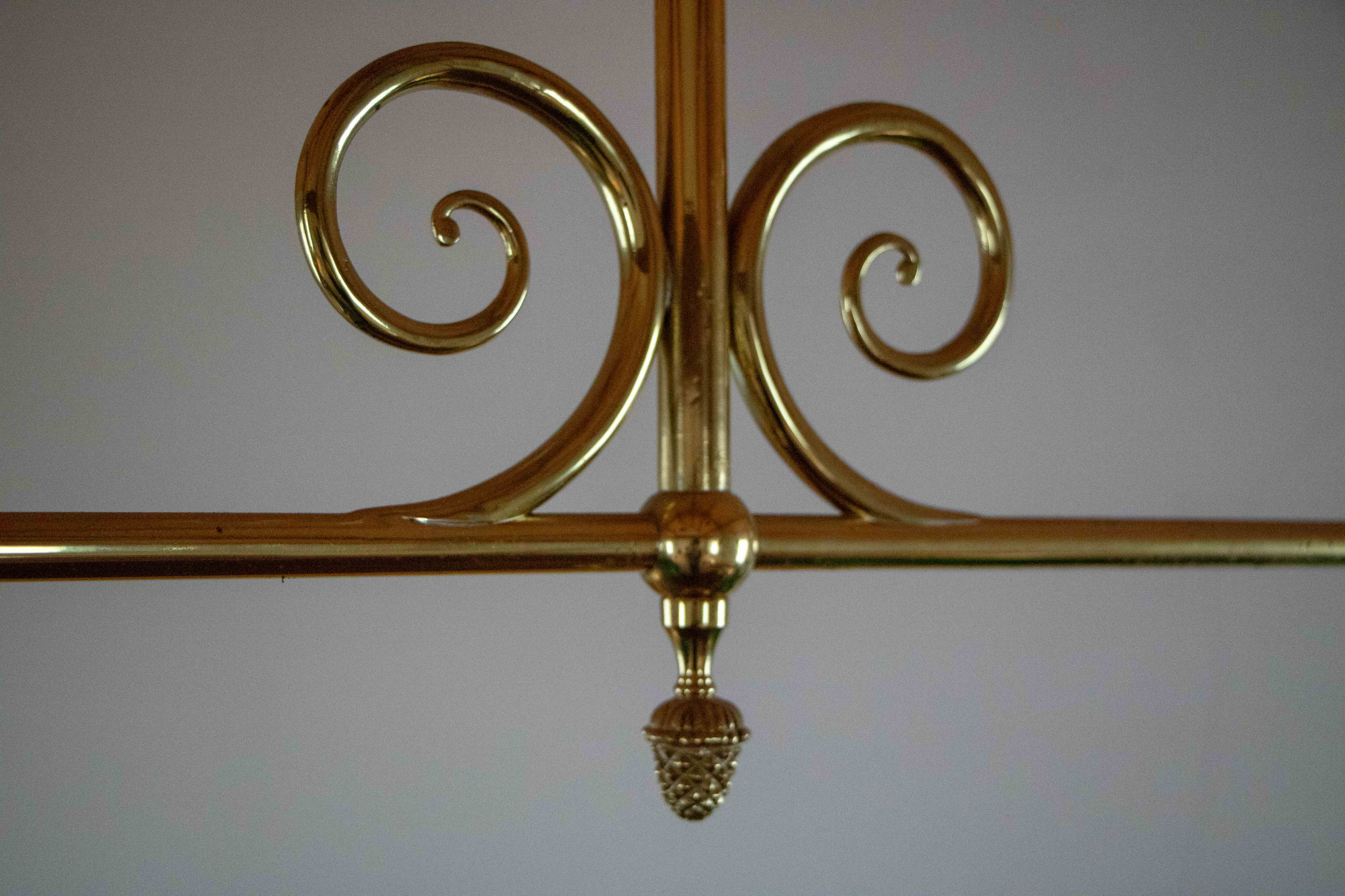 Opaline billiard chandelier