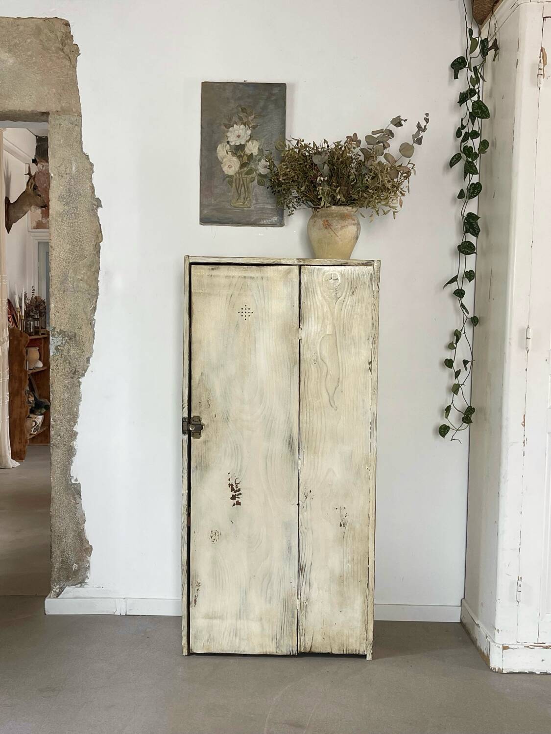 Meuble d’atelier beige