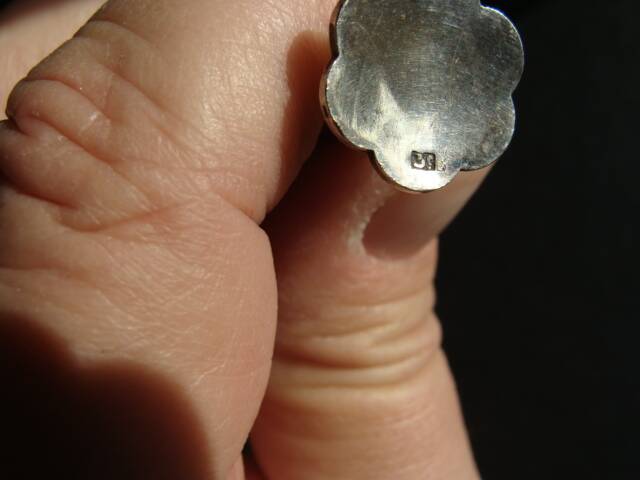 True sugar tongs The Crab