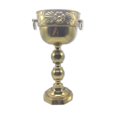 Old planter on foot in hammered brass pushed back height 44 cm
