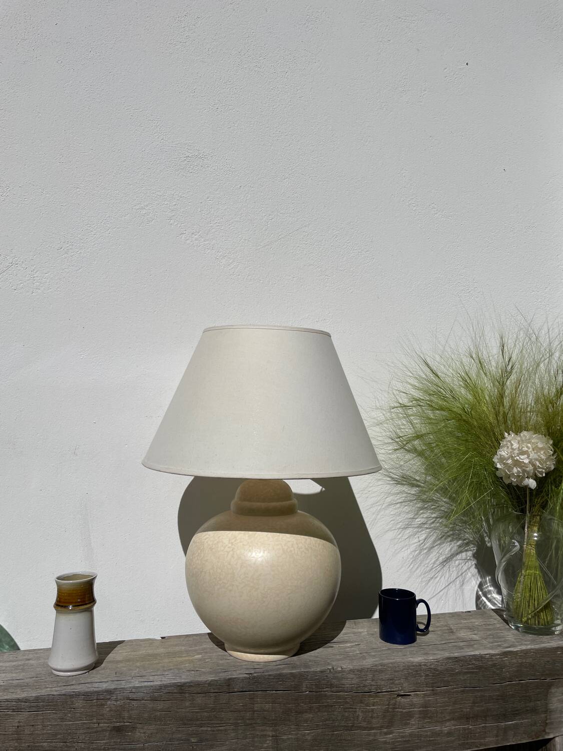 Grande lampe boule en céramique beige Kostka 1960 / 1970