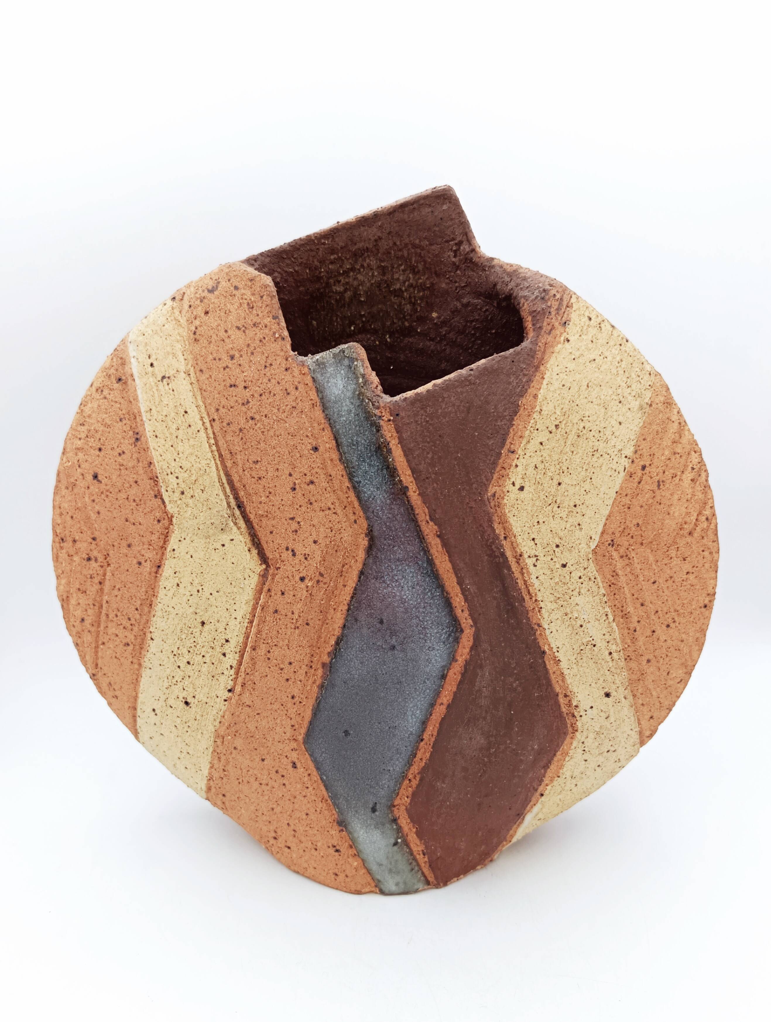 Geometric decorative vase
