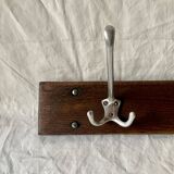 Vintage wall-mounted coat rack in solid wood - 3 cast aluminum hooks