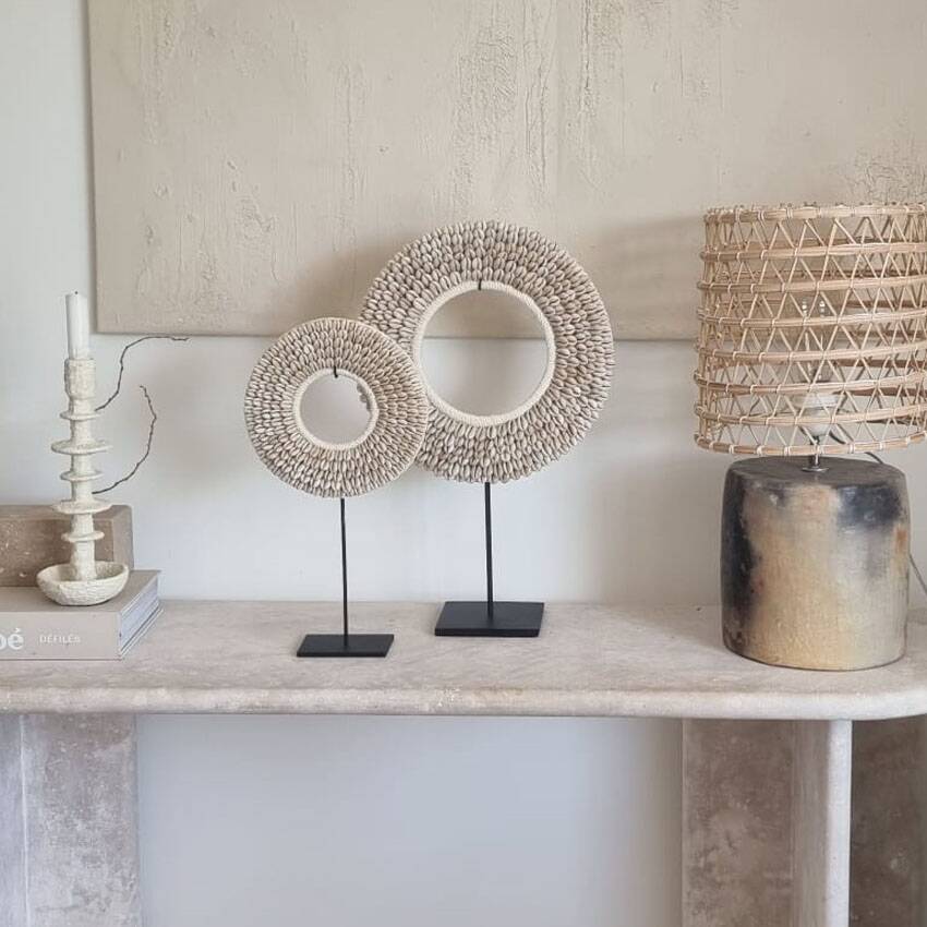 Decorative Papuan shell necklace