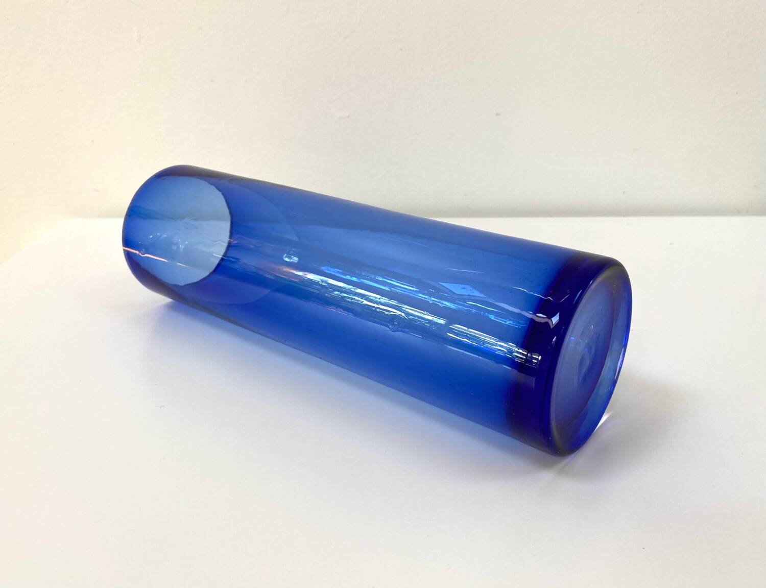 Lot de 2 vases vintage en verre bleu cobalt