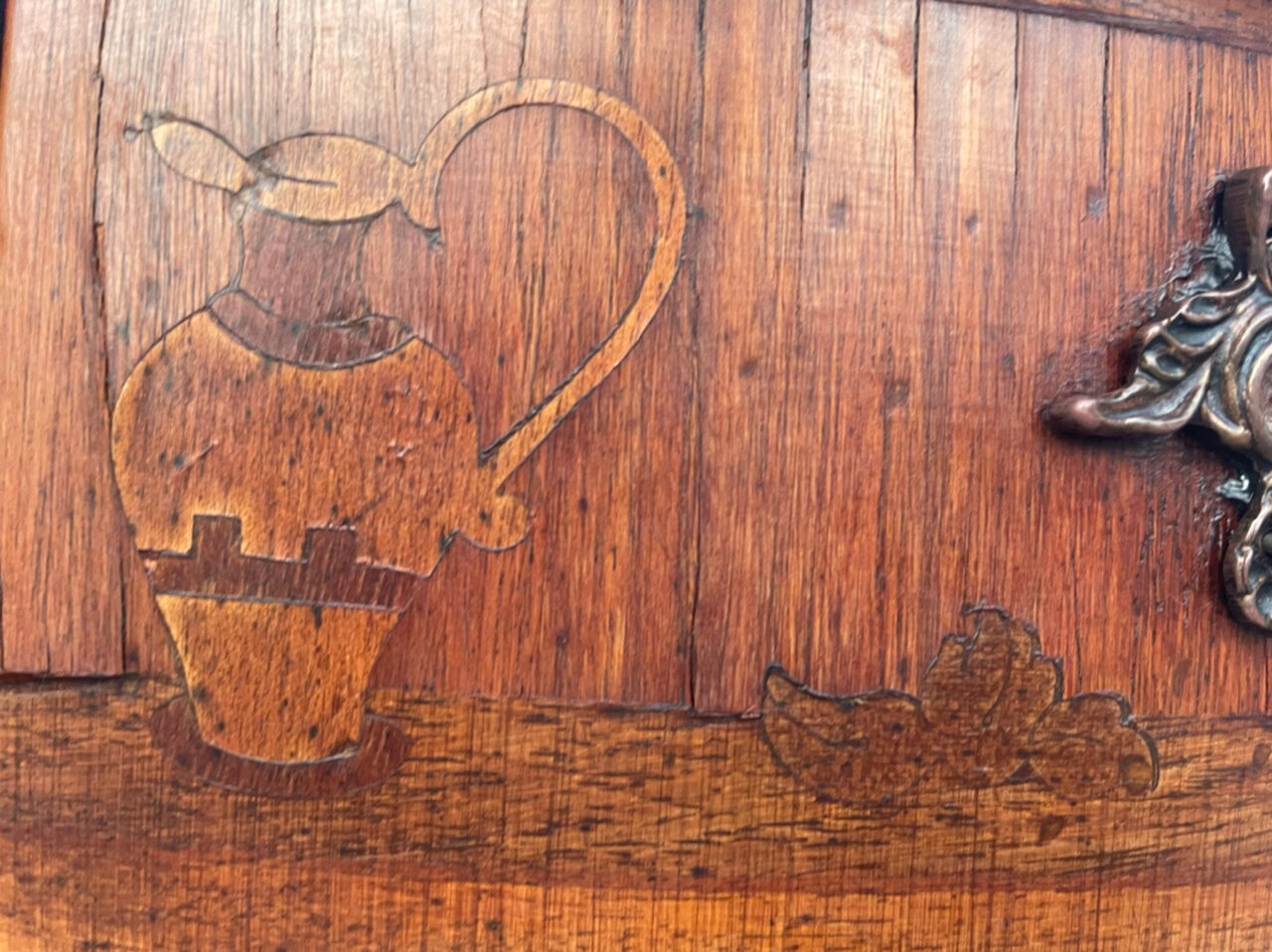 Table Rognon Marquetry Antique