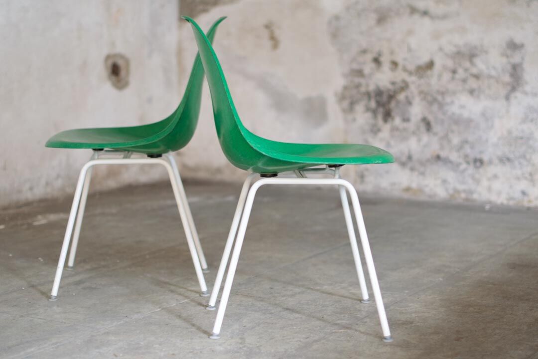 DSX-H green base chair by Charles and Ray Eames Herman Miller, 1960'