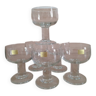 Luminarc champagne glasses