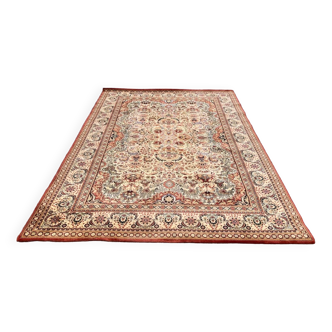 Très grand tapis oriental