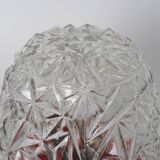 red globe lamp