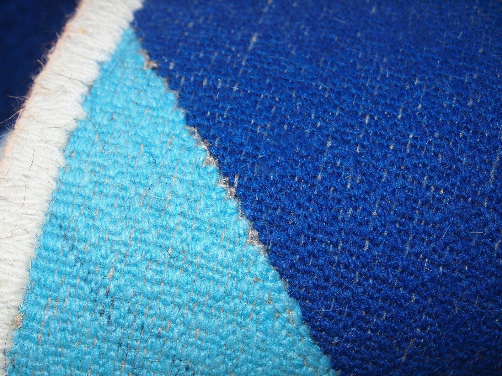 Tapis Contemporain ORA Hooked en Laine (74cm x 143cm), Édition Unique